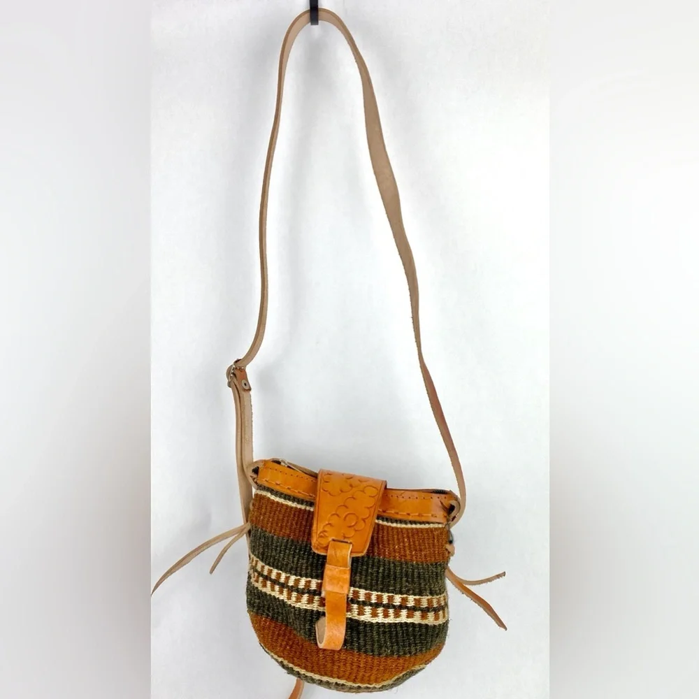 Handwoven Leather-Trim Crossbody Small Bag in Brown and Tan
